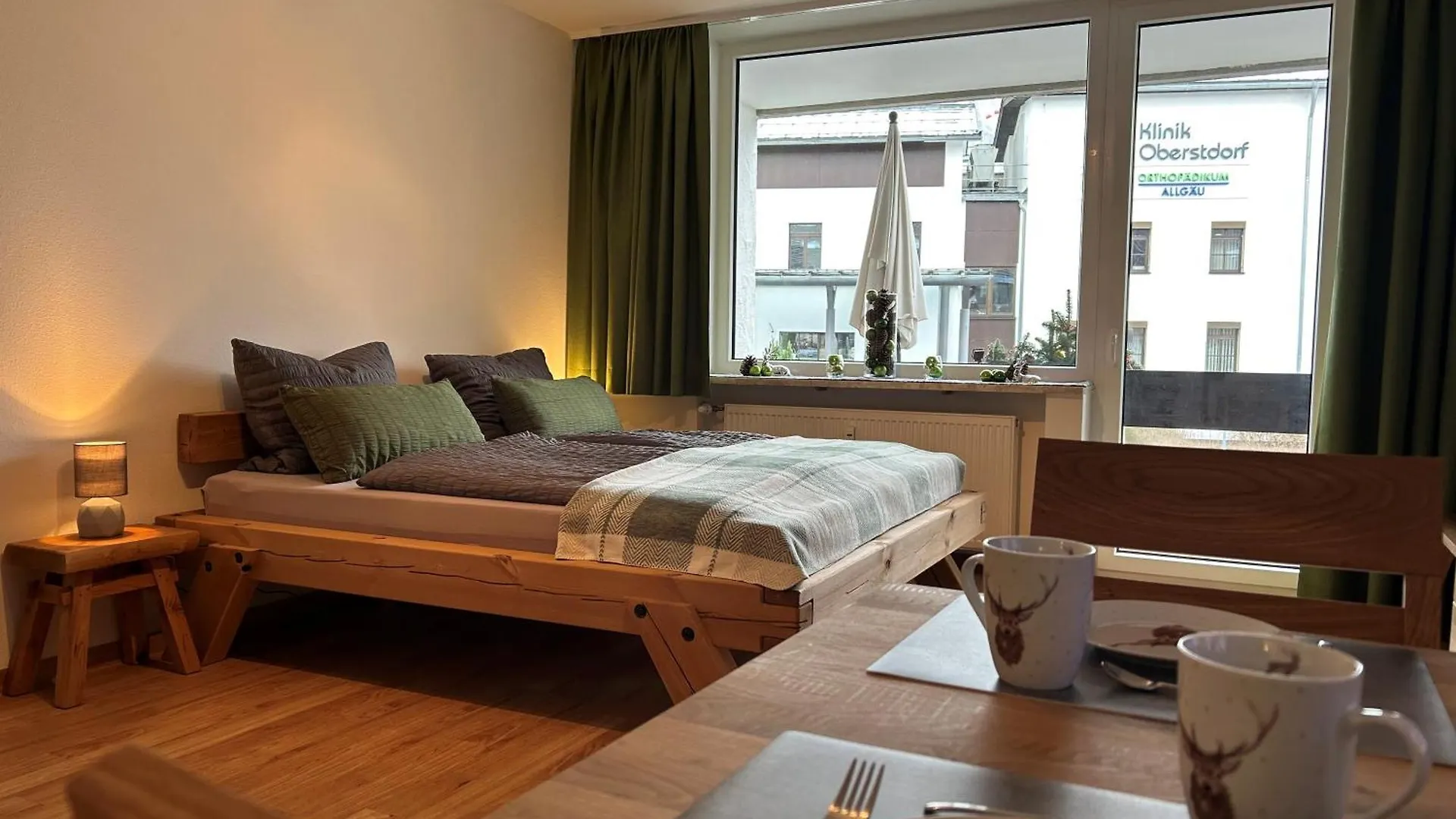 오버스트도르프 Hirschzauber A9 Montana Haus 아파트